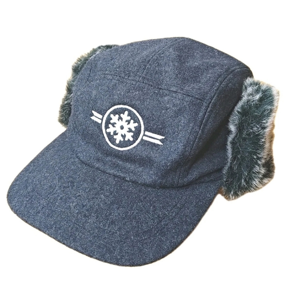 Apollo USA Embroidered Snowflake Hat Gray Snap Down Ear Flaps Cap Quilted Lined